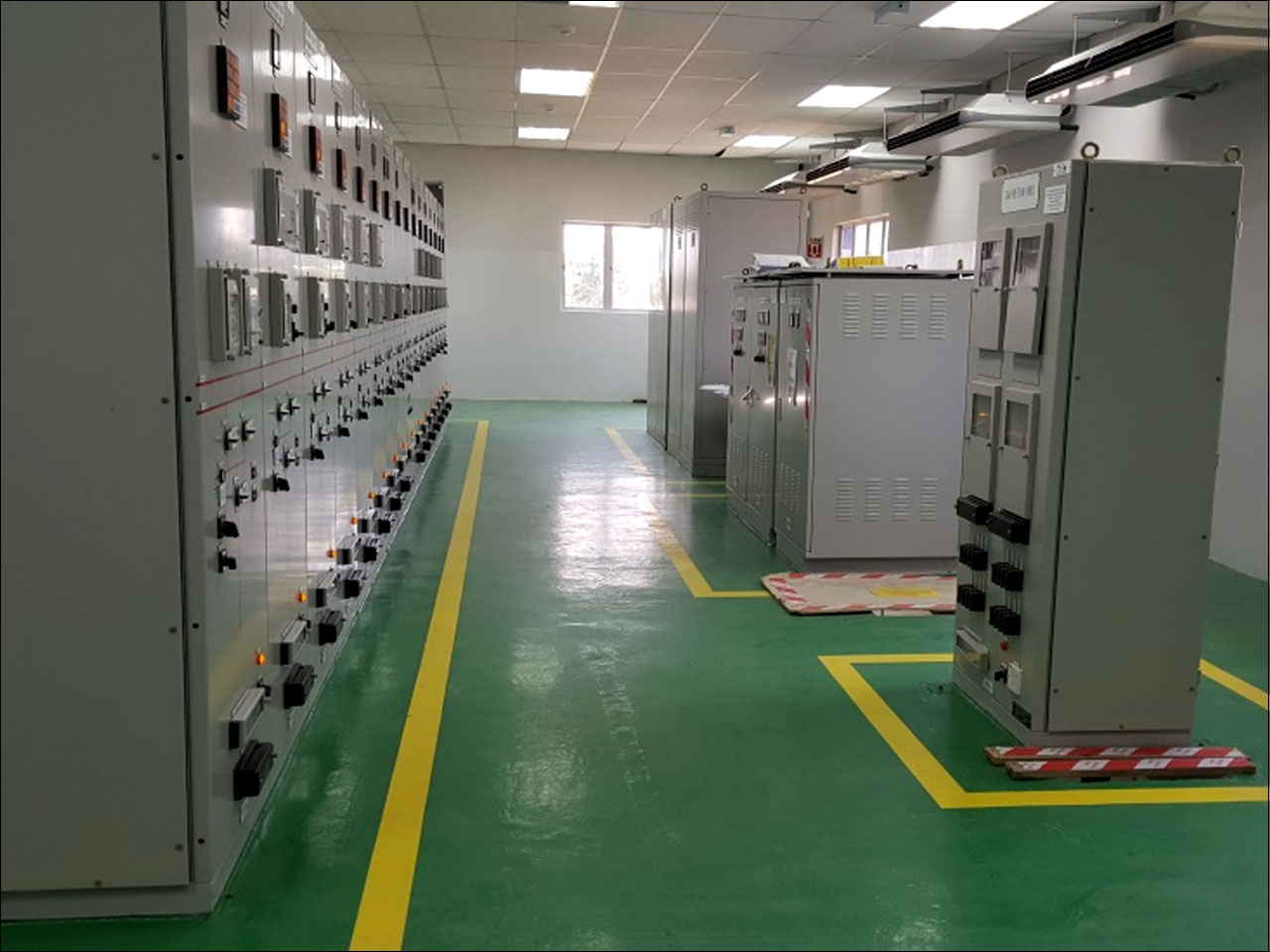 PMU Gong Badak – 132/33kV  Gas Insulated Switchgear (GIS) 